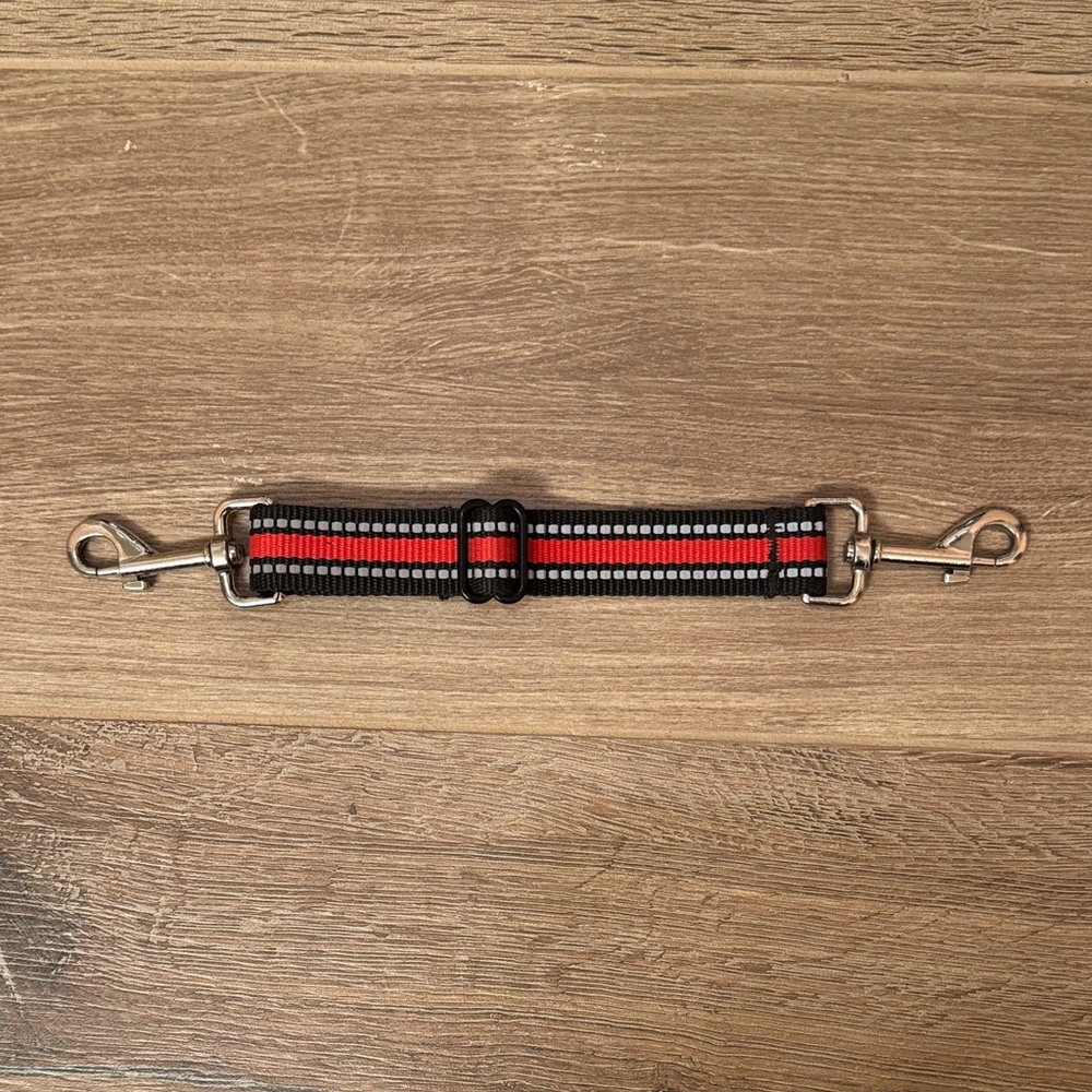 NWOT, Dog Safety Leash lock